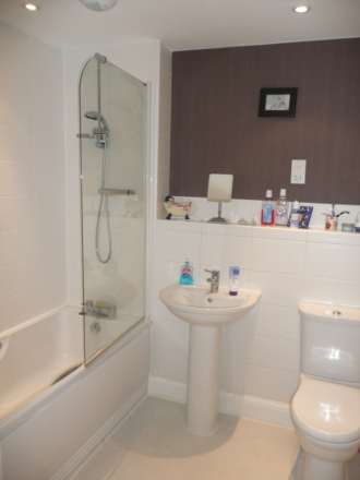 Coach House Mews, Bicester, Image 3