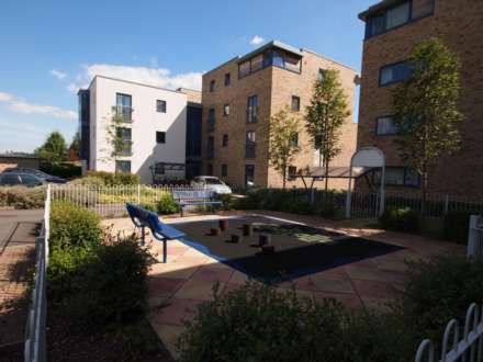 Coach House Mews, Bicester, Image 8