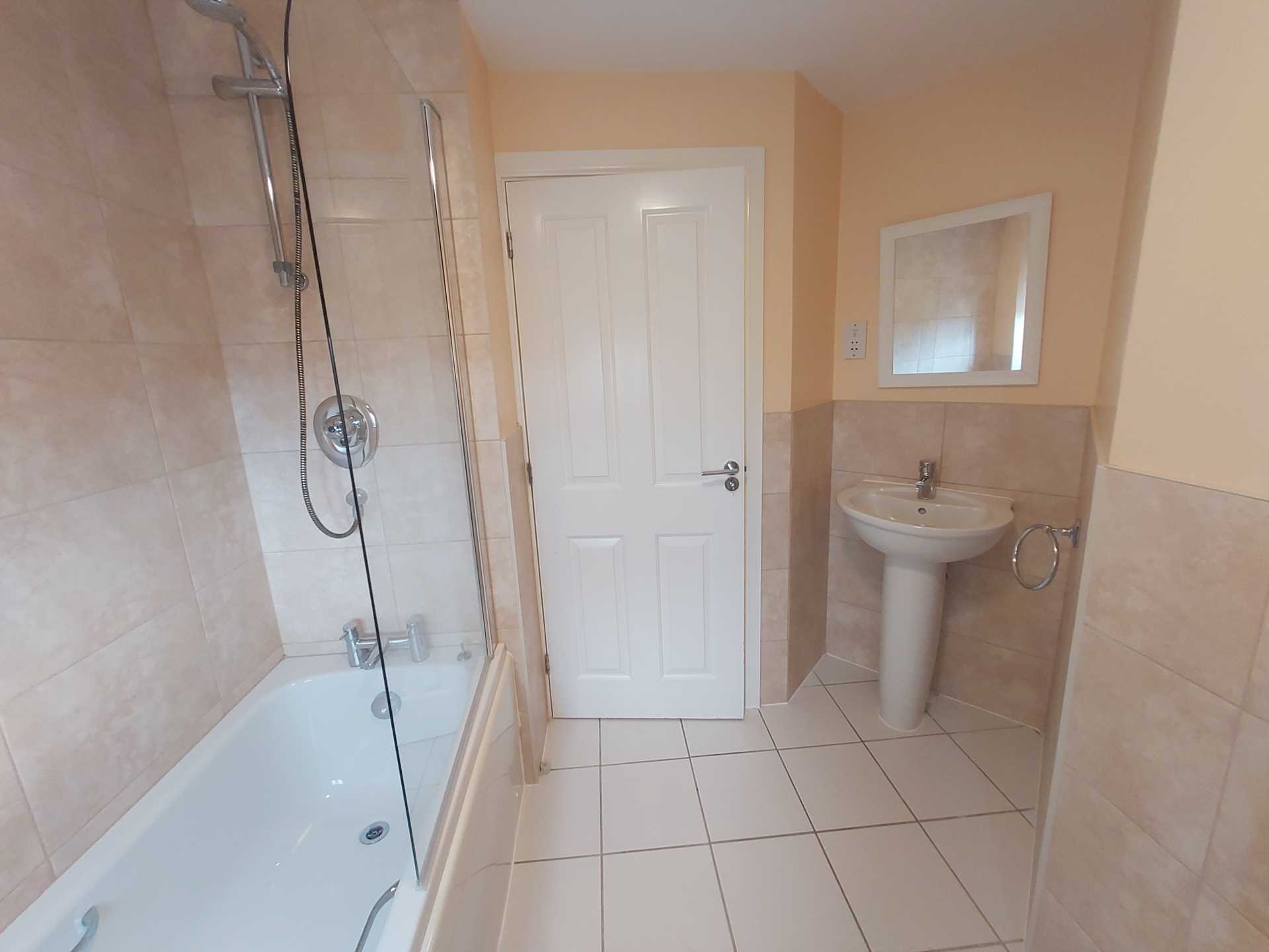Goodwood Close, Kingsmere, Bicester, Image 12