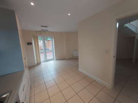Goodwood Close, Kingsmere, Bicester, Image 5