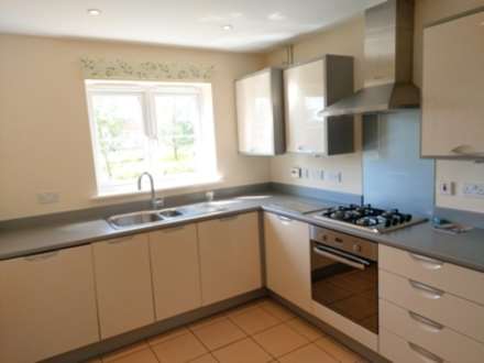 Goodwood Close, Kingsmere, Bicester, Image 6
