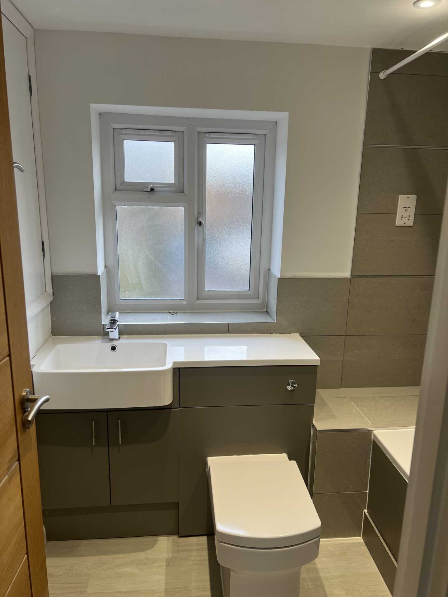 Johnson Avenue, Brackley, Image 4