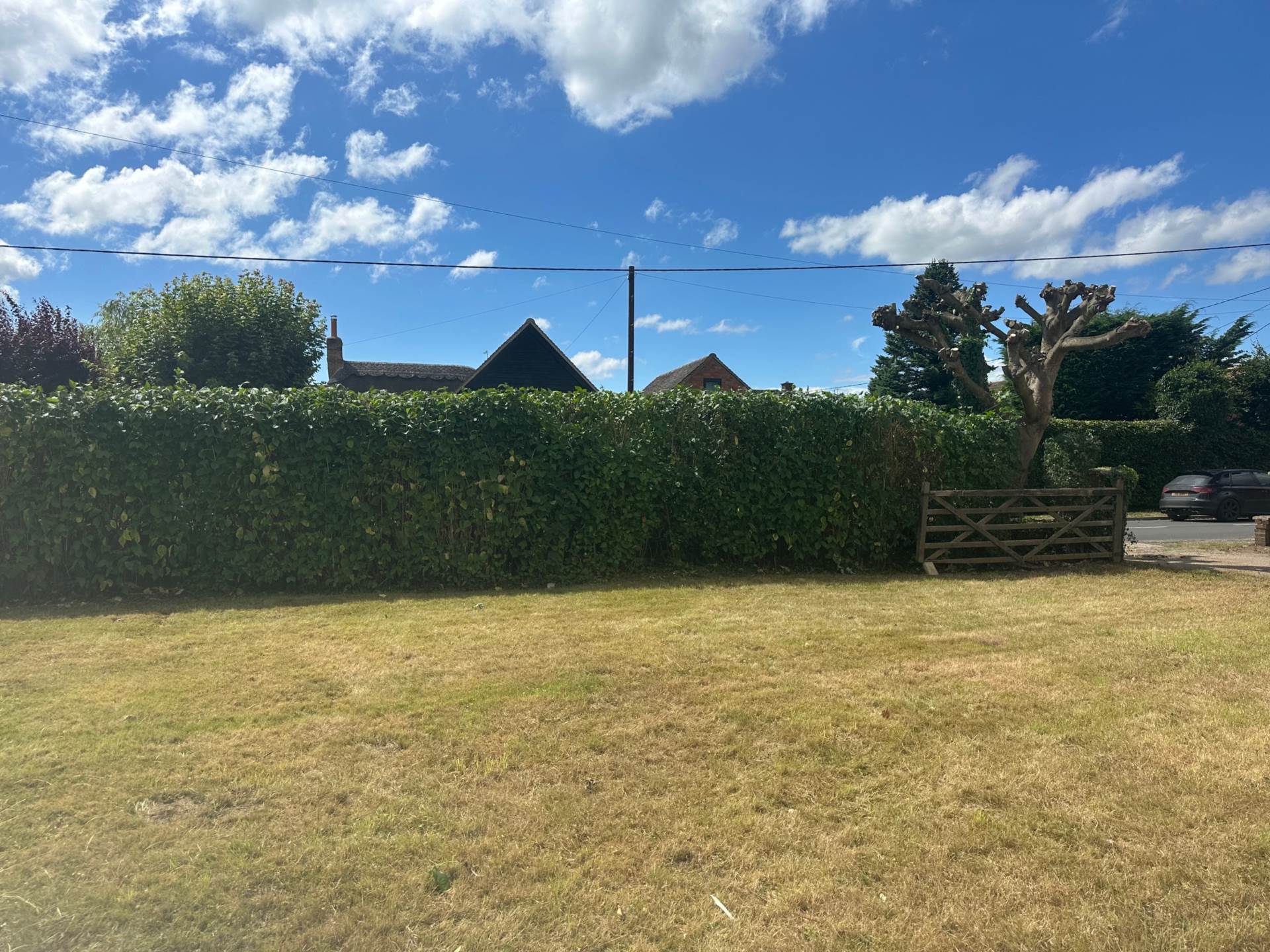 Worminghall Road, Aylesbury, Image 11