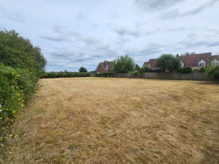 Worminghall Road, Aylesbury, Image 13