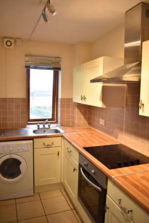 Dove Court, Old Place Yard, Bicester, Image 5