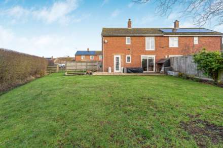 Rosehill Crescent, Buckingham, Image 9