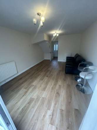 Roman Way, Bicester, Image 4
