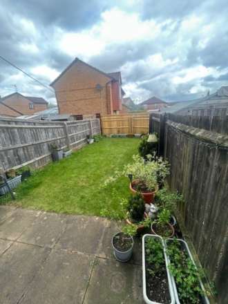 Spruce Drive, Bicester, Image 8