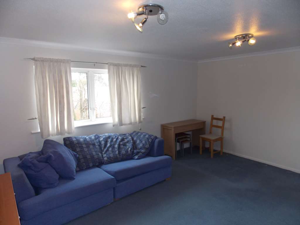 Westholm Court, Bicester, Image 3