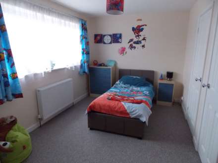 St Peters Crescent, Glory Farm, Image 13