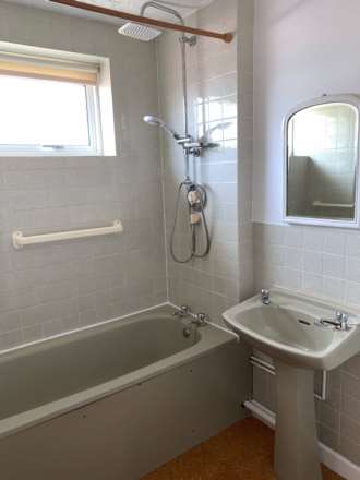 Orchard Rise, Bicester, Image 8