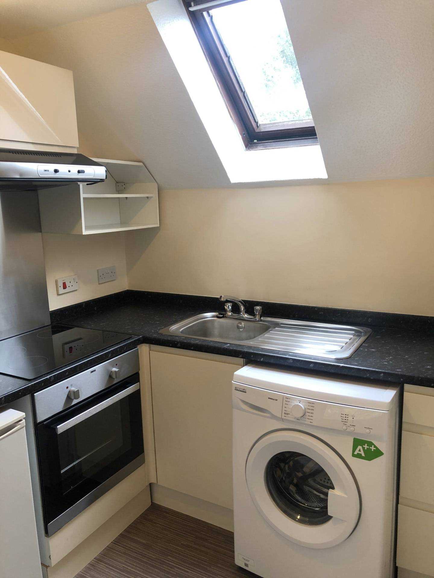 Westholm Court, Bicester, Image 4