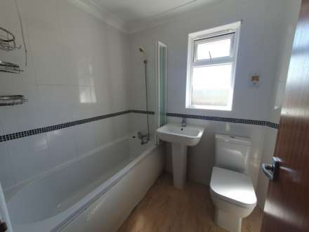 Oasis Mews, Upton, Image 7