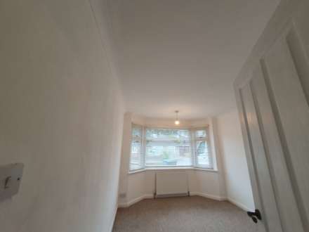 DETACHED BUNGALOW, Image 4