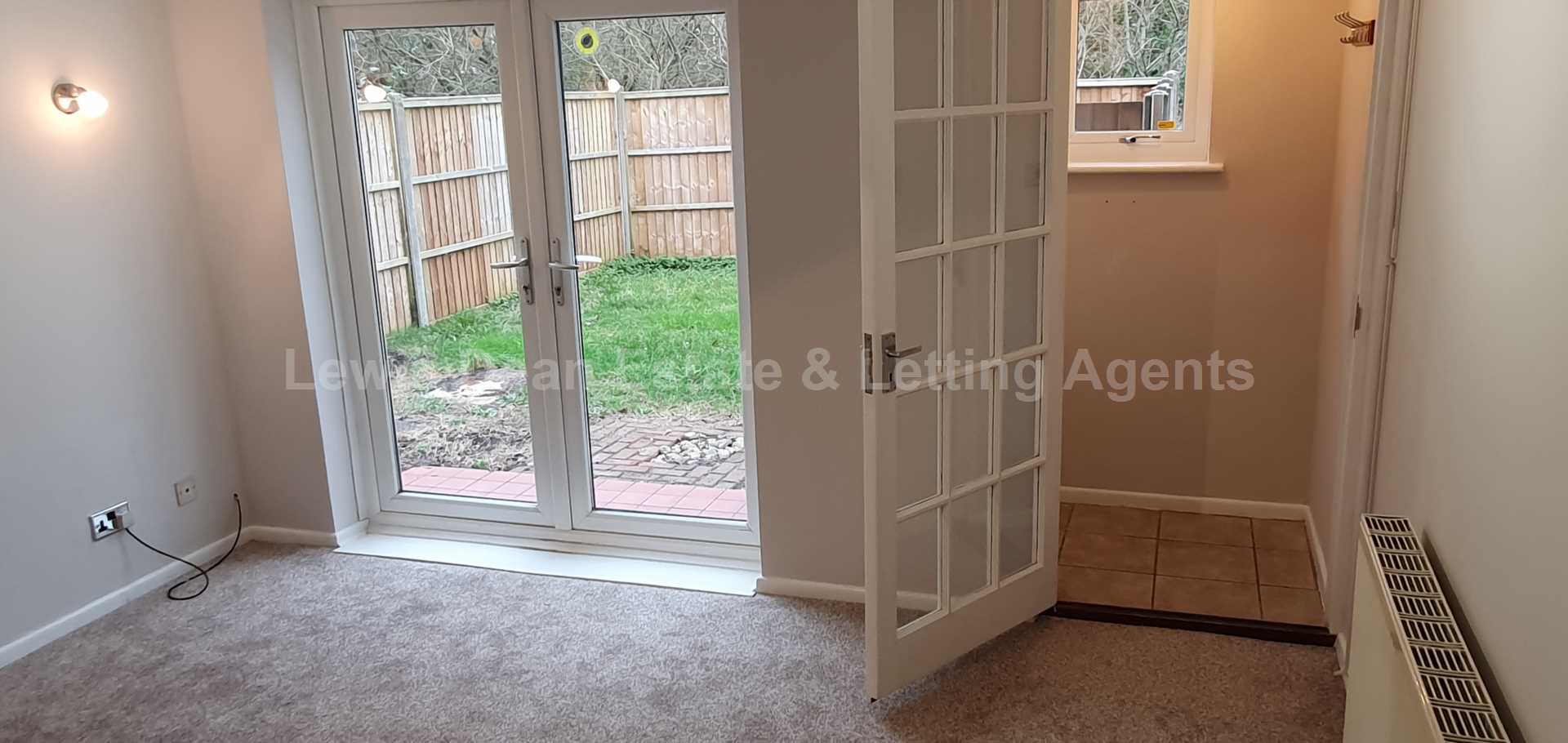 LET AGREED - SIMILAR REQUIRED - Hamworthy - One Bedroom House, Image 4