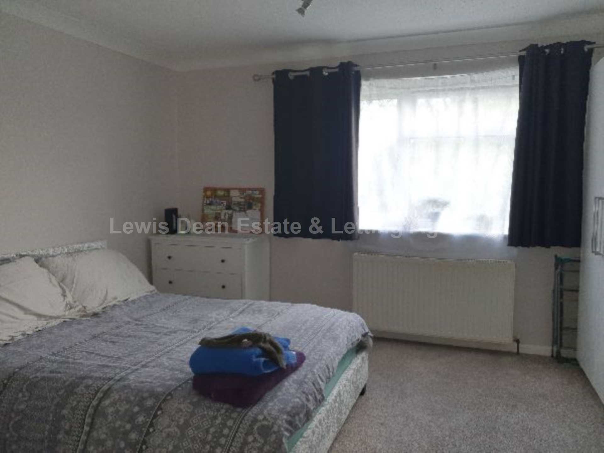 LET AGREED - SIMILAR REQUIRED - Hamworthy - One Bedroom House, Image 6