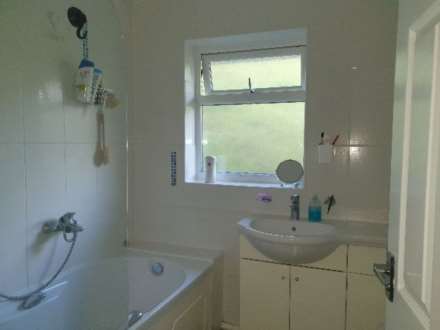 LET AGREED - SIMILAR REQUIRED - Hamworthy - One Bedroom House, Image 7