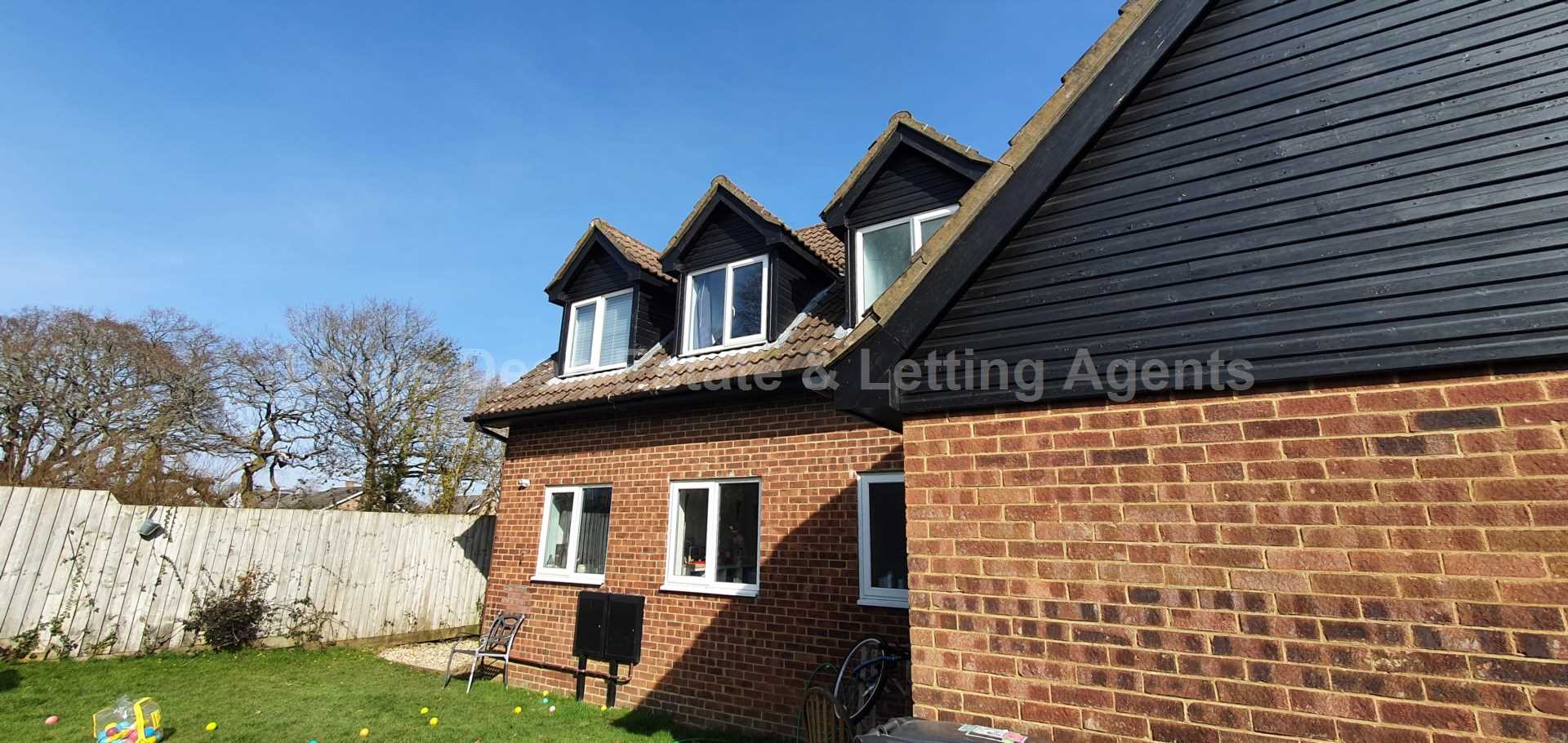 Lytchett Matravers - Two Bed Flat - Heart of the Village, Image 3