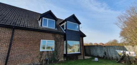 Lytchett Matravers - Two Bed Flat - Heart of the Village, Image 2