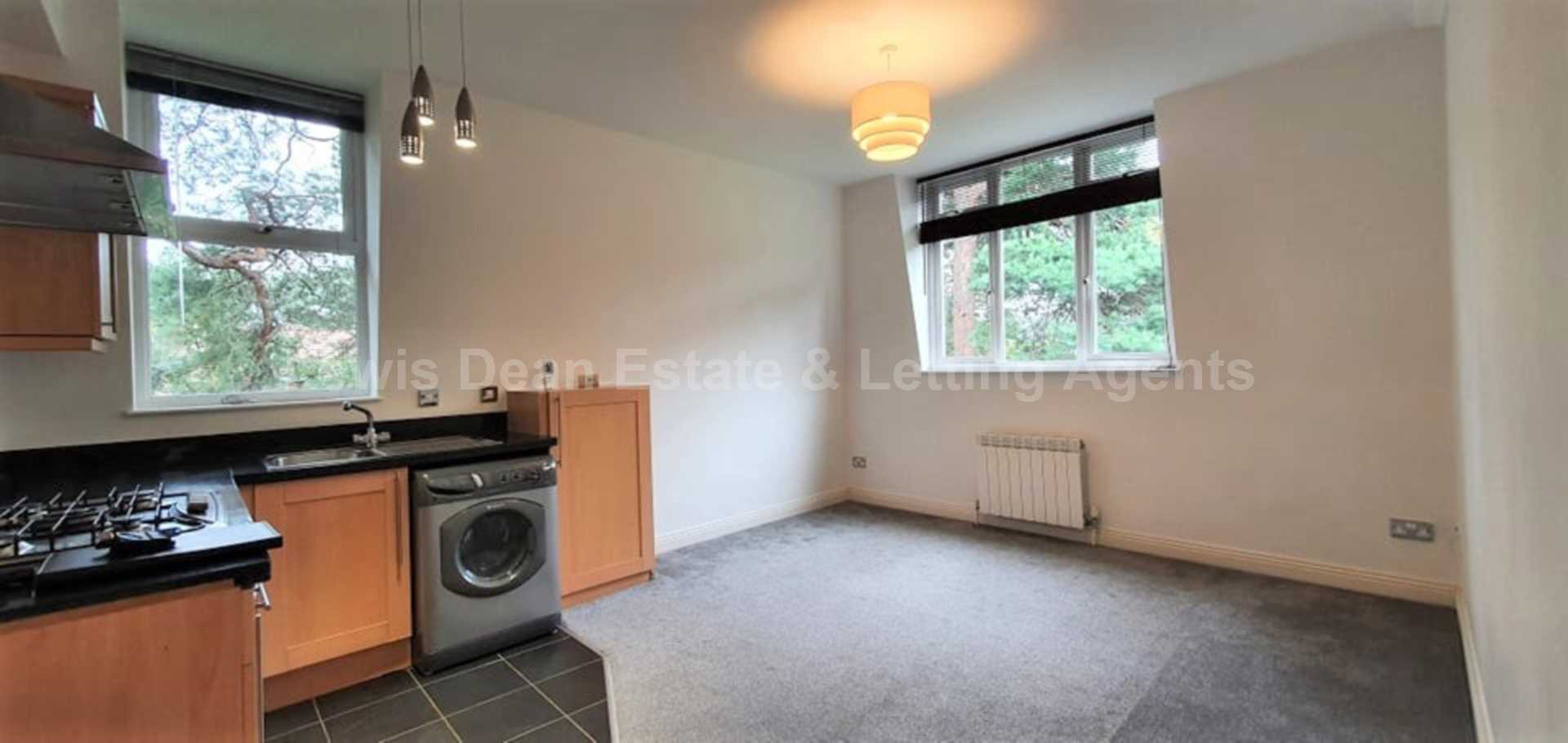 Chinegate Manor, Bournemouth, Dorset., Image 3