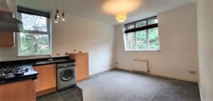 Chinegate Manor, Bournemouth, Dorset., Image 3