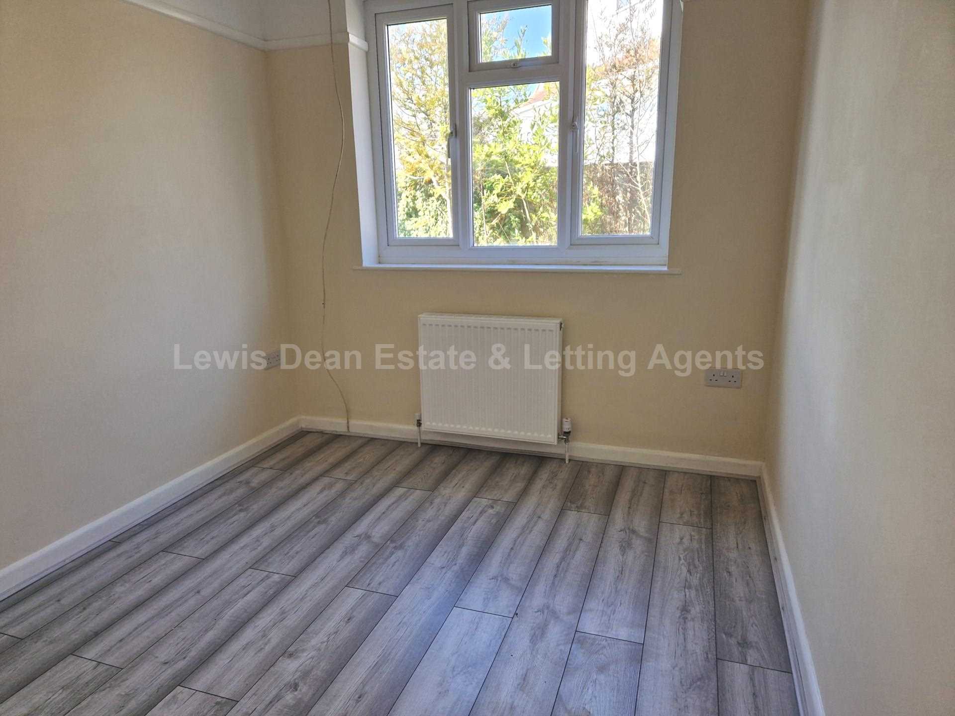 LAKE DRIVE, POOLE - LET AGREED SIMILAR REQUIRED, Image 5