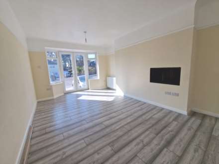 LAKE DRIVE, POOLE - LET AGREED SIMILAR REQUIRED, Image 2