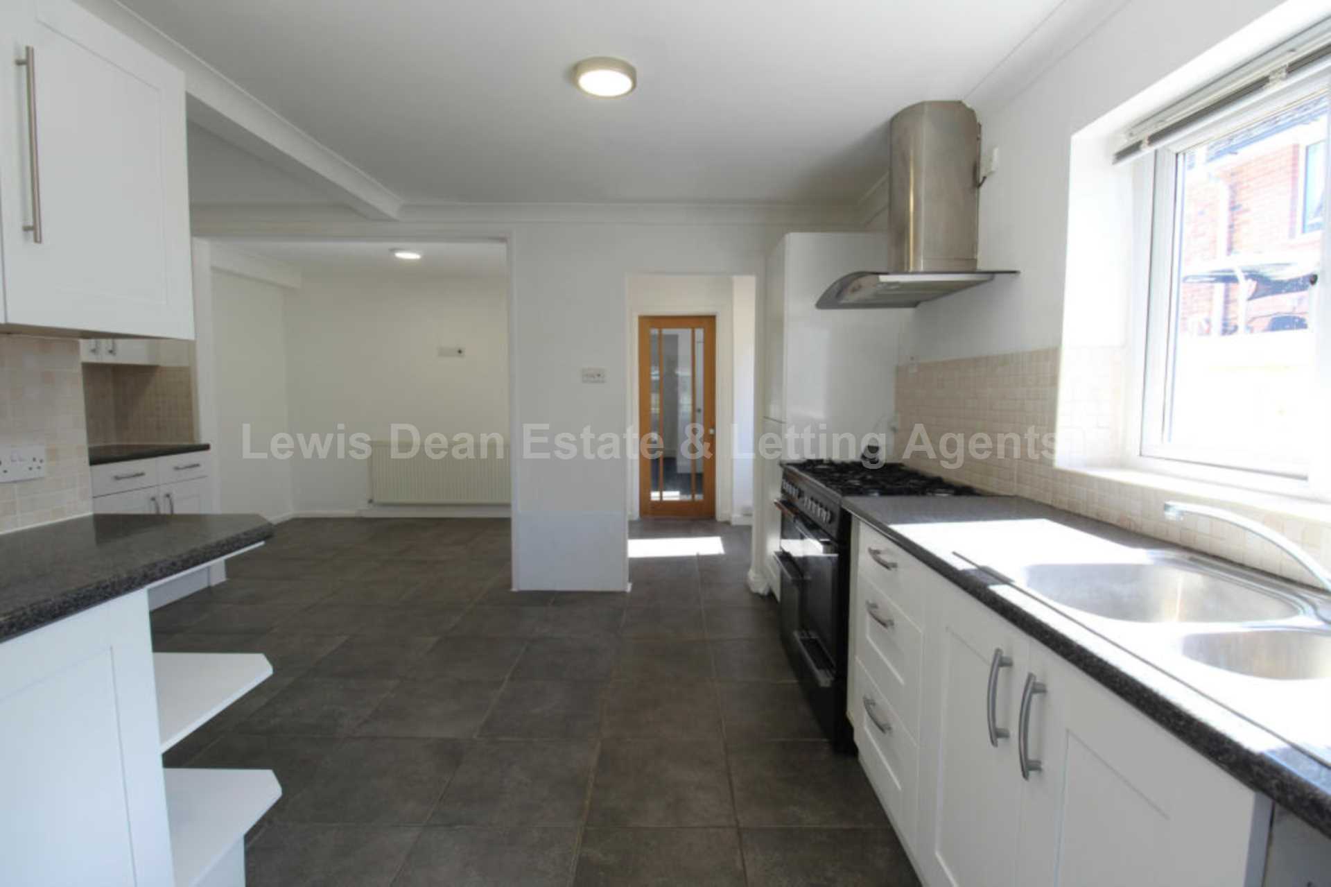 Holton Heath - LET AGREED - SMILAR REQUIRED, Image 2