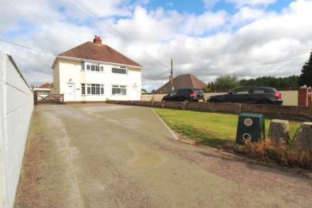 3 Bedroom Semi-Detached, Holton Heath - LET AGREED - SMILAR REQUIRED