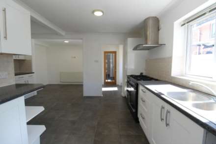 Holton Heath - LET AGREED - SMILAR REQUIRED, Image 2
