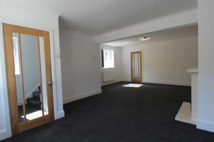 Holton Heath - LET AGREED - SMILAR REQUIRED, Image 3