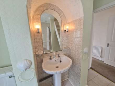 BUNGALOW WITH SEA VIEWS - Woodlands Avenue, Hamworthy, Poole, Image 7