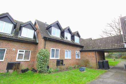 LET AGREED - SIMILAR REQUIRED IN Lytchett Matravers, Poole, Dorset, Image 1