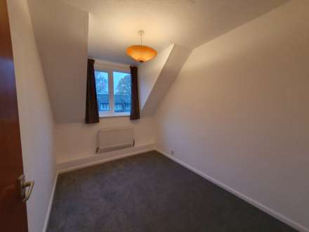 LET AGREED - SIMILAR REQUIRED IN Lytchett Matravers, Poole, Dorset, Image 3