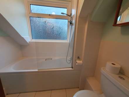 LET AGREED - SIMILAR REQUIRED IN Lytchett Matravers, Poole, Dorset, Image 5