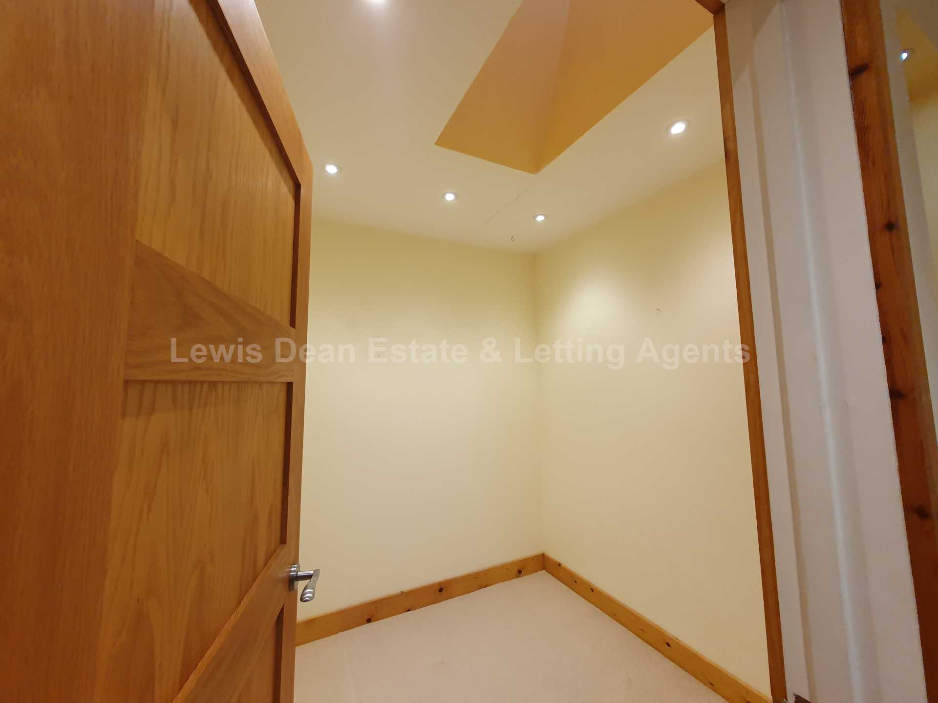 LET AGREED SIMILAR REQUIRED IN Lytchett Matravers, Image 10