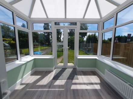Hamworthy Park Bungalow, Image 10