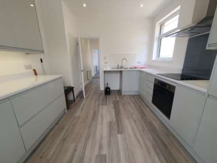 Hamworthy Park Bungalow, Image 11