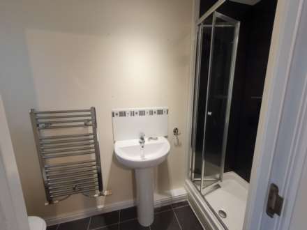 Close to Cobbs Quay - Family Home, Image 13