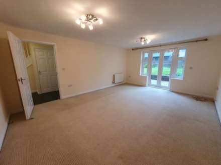 Close to Cobbs Quay - Family Home, Image 6