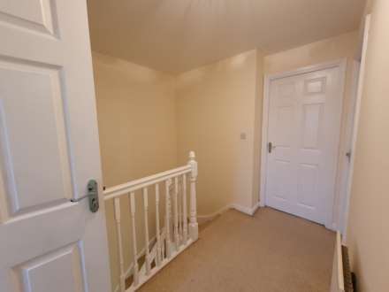Close to Cobbs Quay - Family Home, Image 8