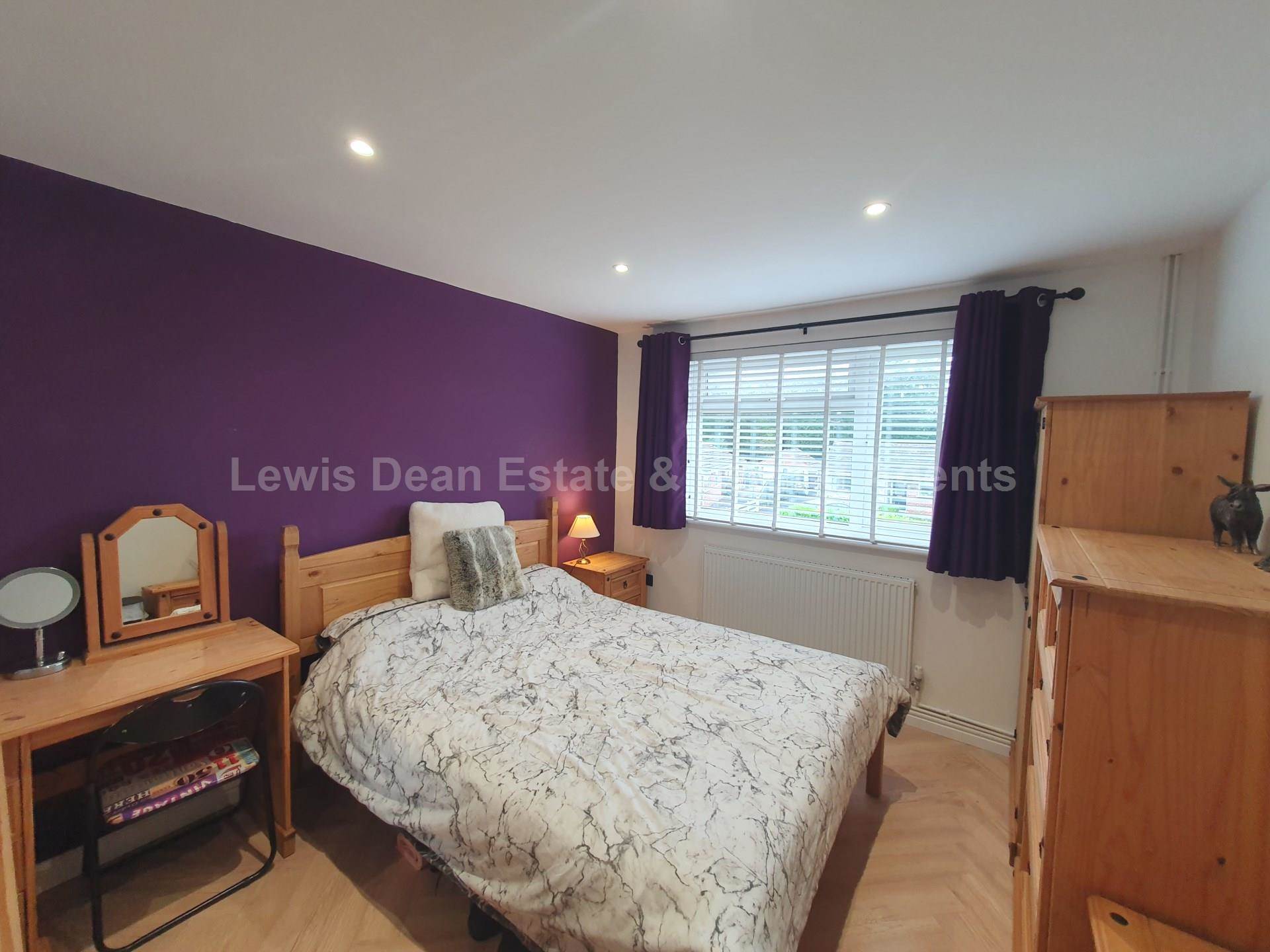 Upton, Poole, Dorset, Image 4