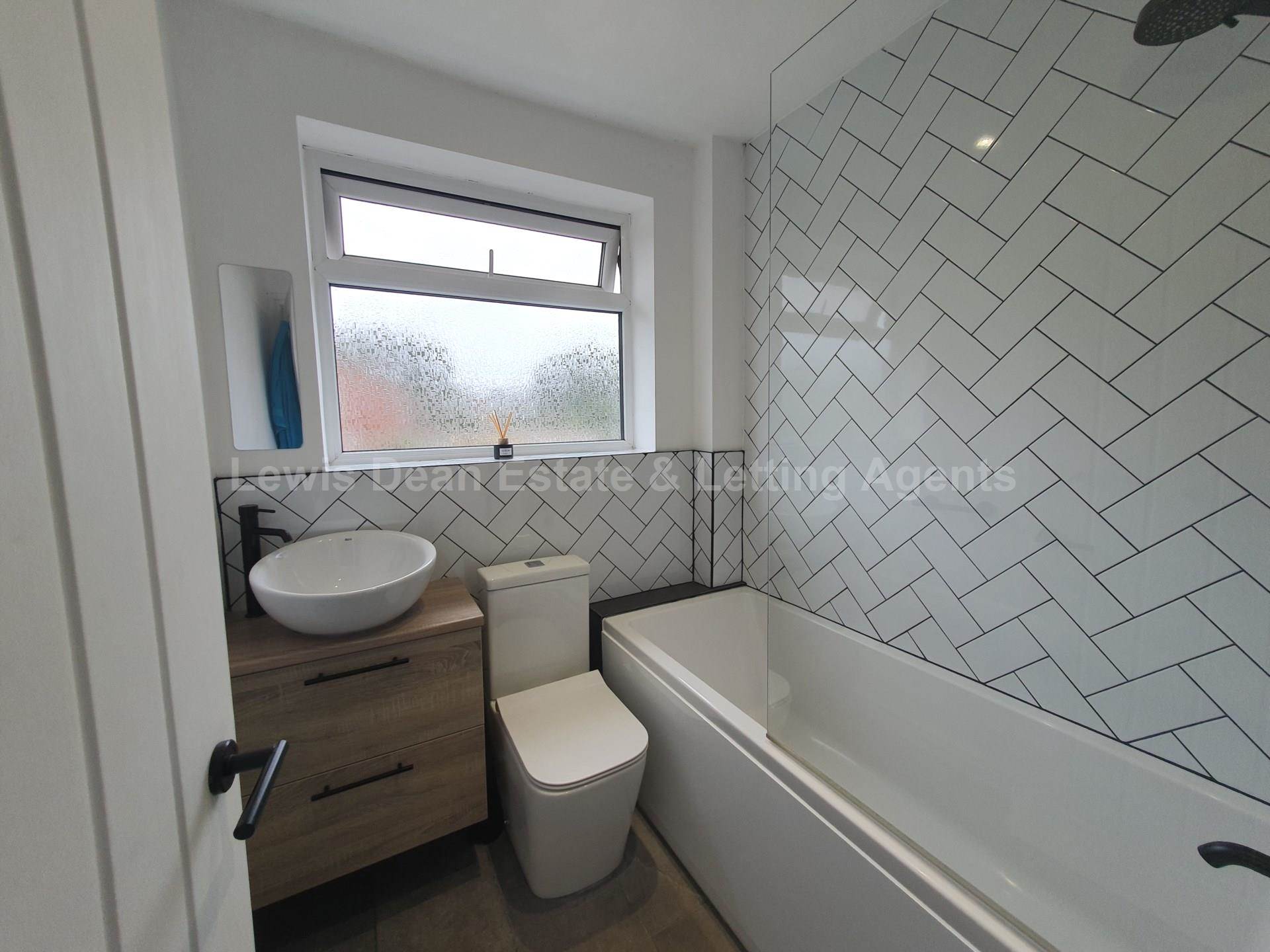 Upton, Poole, Dorset, Image 5