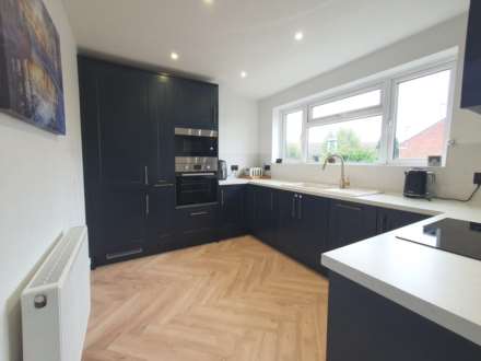 1 Bedroom Flat, Upton, Poole, Dorset