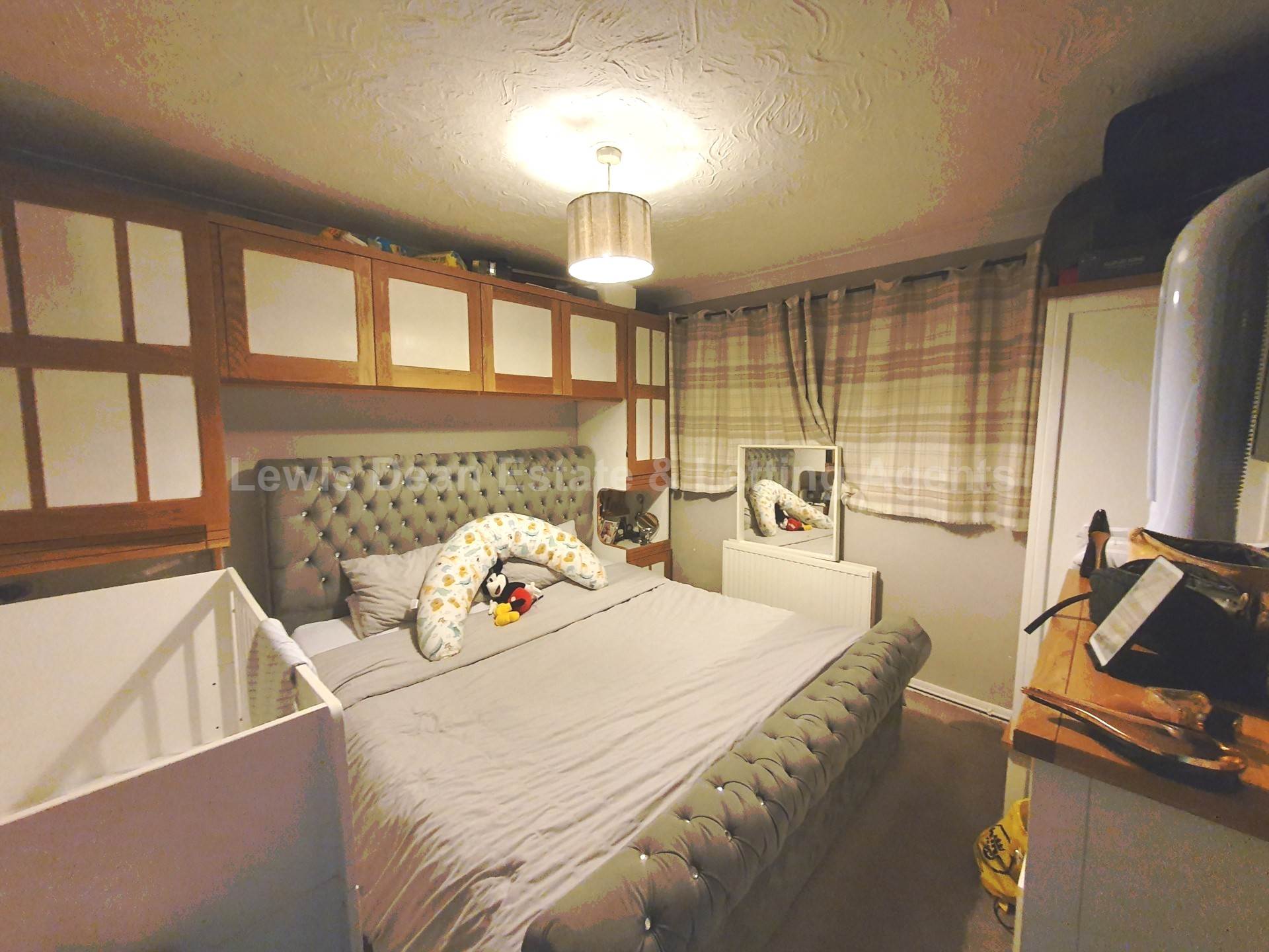 Two Bedroom Ground Floor Flat - Creekmoor, Image 5