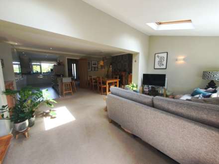 Wareham - Three bedroom House To Let, Image 2