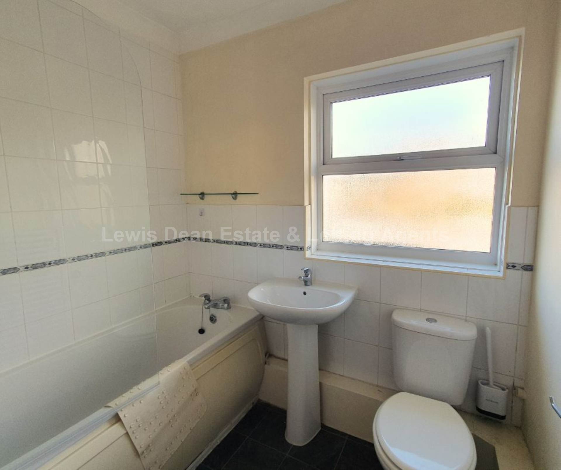 Leigh Road, Wimborne, Image 7