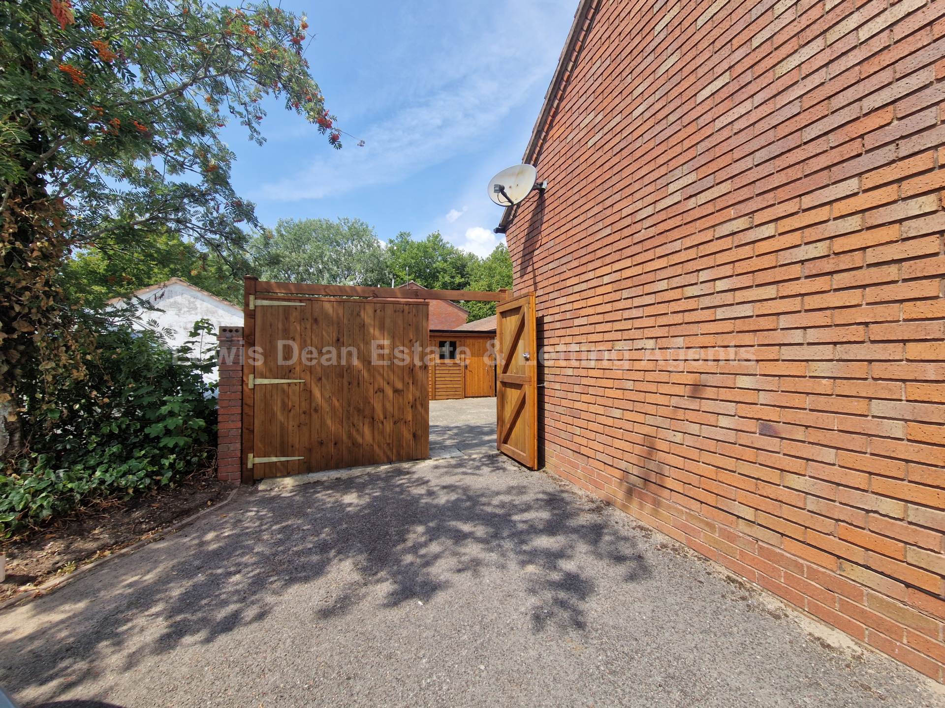 Canford Heath, Poole, Image 3