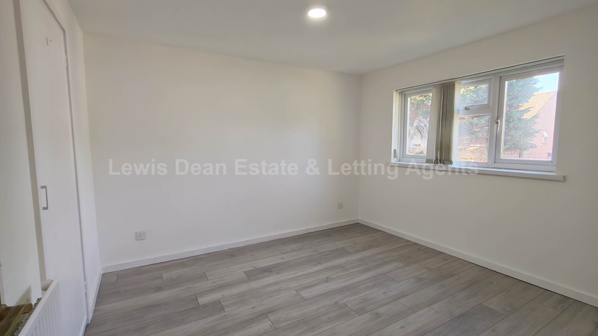 Littlemead Close, Creekmoor, Poole, Dorset, Image 3