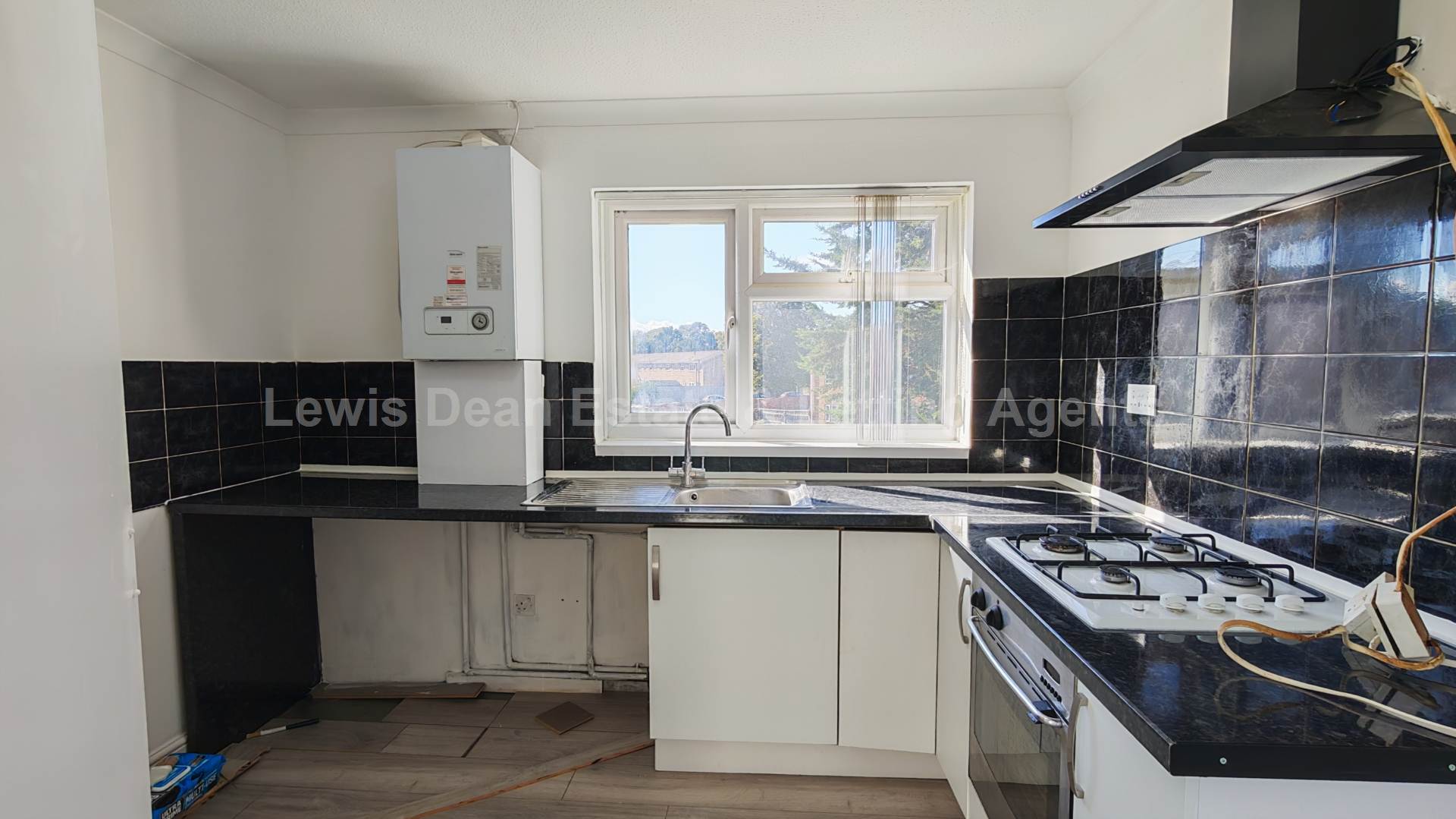 Littlemead Close, Creekmoor, Poole, Dorset, Image 6